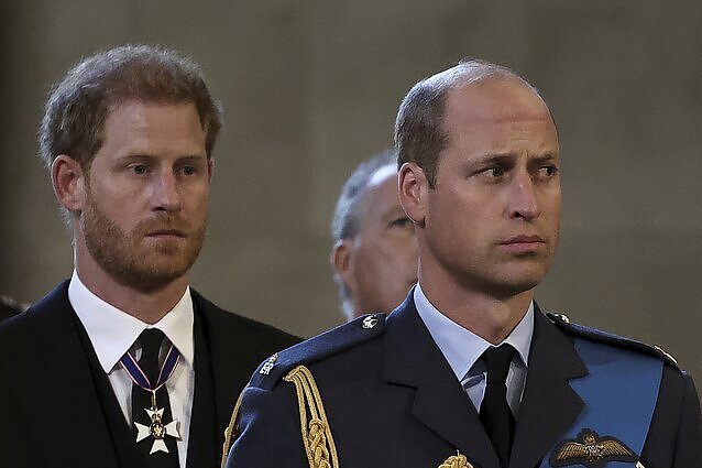 Princo Harry memuarai britams nepatiko: kaltina kerštaujant karališkajai šeimai