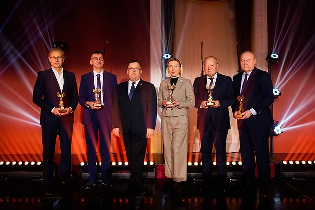 Išdalyti „Auksinių feniksų“ apdovanojimai