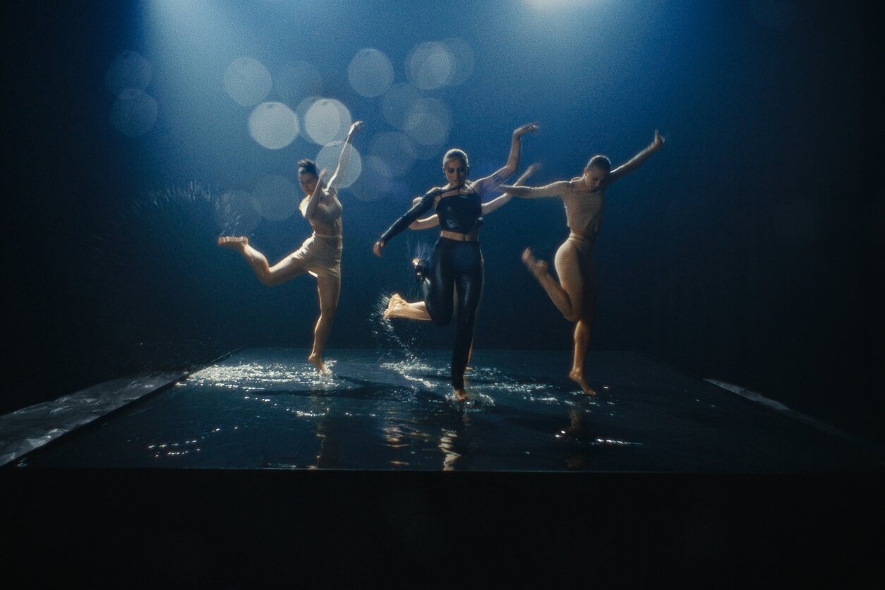 Jessicos Shy klipo filmavimo akimirka