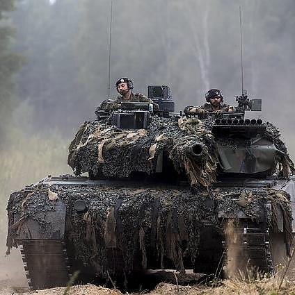 Ryto garsai. Dalis Ramšteino formate dalyvaujančių šalių praneš Ukrainai perduodančios vokiškų tankų „Leopard“
