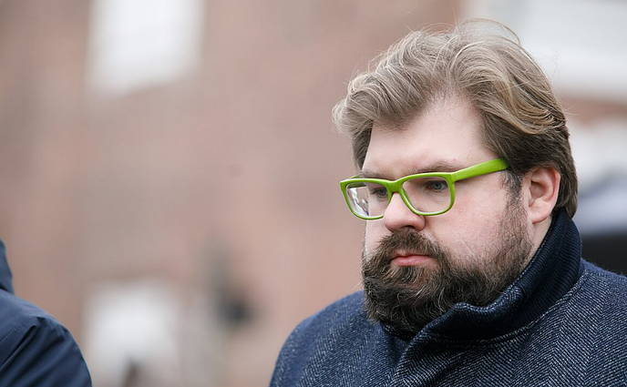 Įvertino Bartoševičiaus žodžius, neva jis nežinojo apie pradėtą tyrimą: sunku patikėti, partijos elgesys kelia daug klaustukų