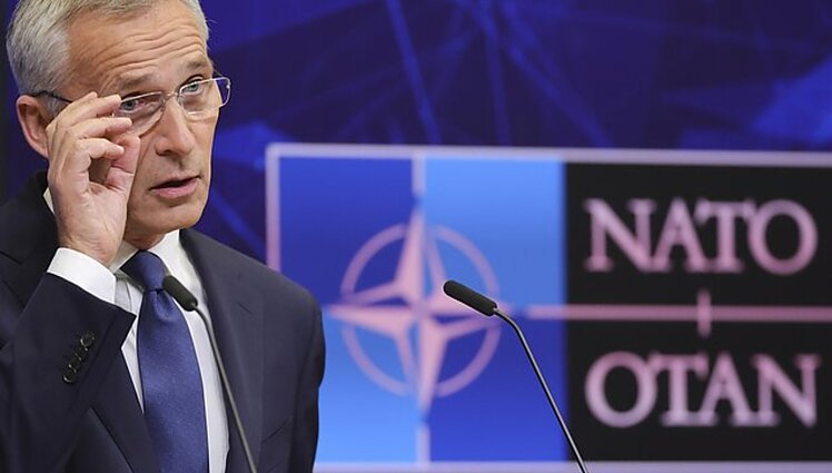 Žinios. Šiandien į Berlyną kalbėtis su naujuoju Vokietijos gynybos ministru atvyksta NATO generalinis sekretorius