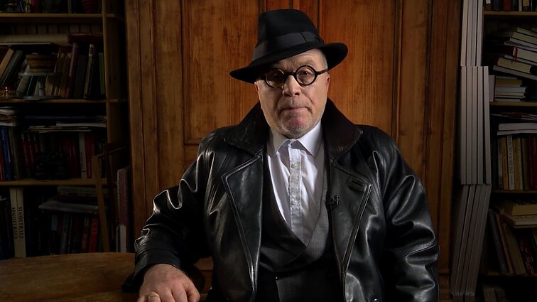 Daiktų istorijos. Senoviniai automobiliai, disidento Šakalio drąsa ir sukilėlių mylimosios