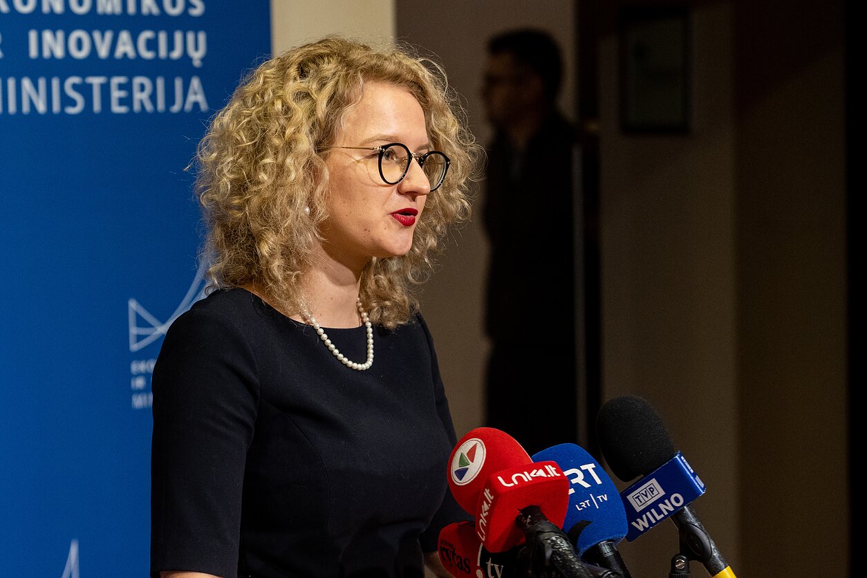 Aušrinė Armonaitė