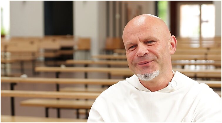 Latvijoje gyvenimą suradęs Brolis Pijus: esu lygiai teisingas visiems, nors nėra lengva