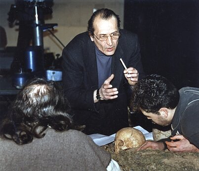 Režisierius Algis Matulionis ir Vytautas Šapranauskas (dešinėje). 1996 m. 