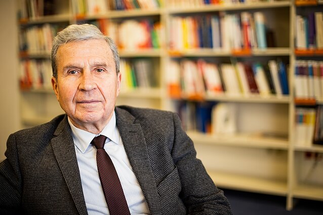 Dienos tema. Netylant diskusijoms dėl Seimo narių neliečiamybės, prof. Sinkevičius įsitikinęs: jie niekad nebalsuos už jos panaikinimą