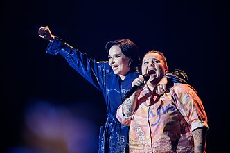 Monika Liu ir Alyona Alyona