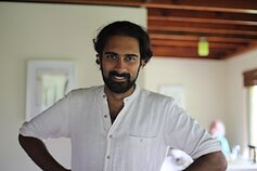 Rašytojas, klimato ir atsinaujinančių išteklių energijos ekspertas Ketan Joshi