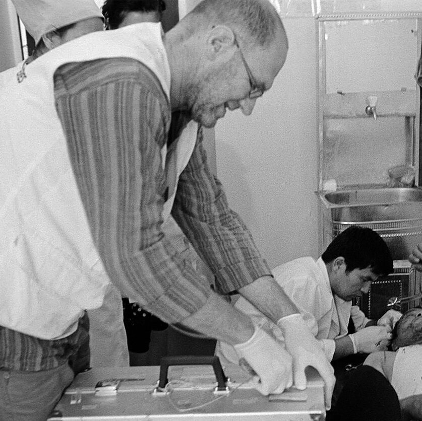 Tuzinas. Pavojingiausiose pasaulio vietose ir karuose dirbantis lietuvių medikas: gelbėjant gyvybes sudėtingiausiomis sąlygomis medicina tampa menu