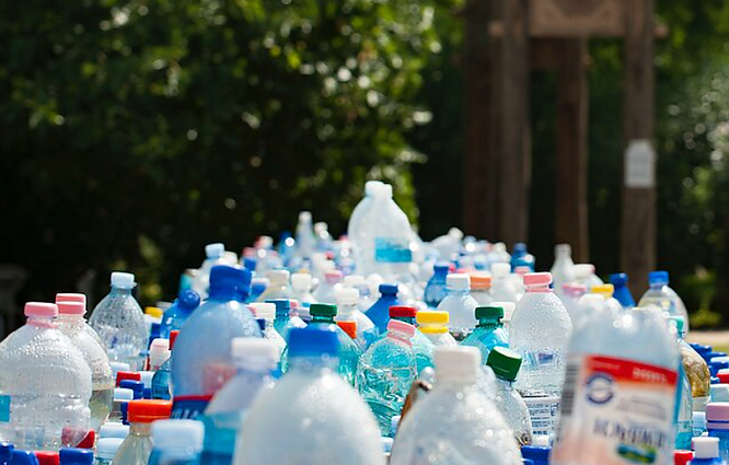 Mokslininkė apie mikroplastiko keliamus pavojus: tas plastikas, kurį naudojame kasdien, labiausiai ir teršia planetą