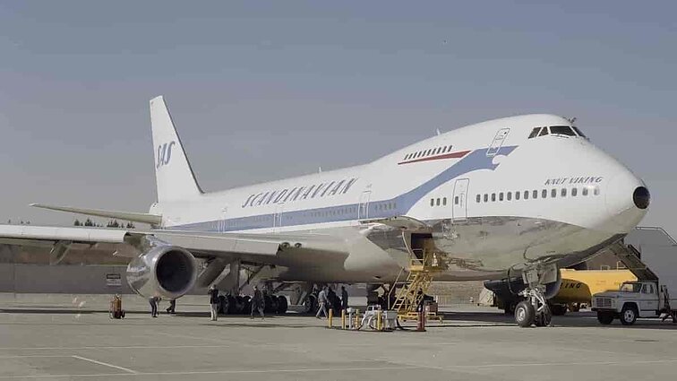 Atsisveikinimas su „dangaus karaliene“: aviacijos entuziastai išlydėjo paskutinį „Boeing 747” lėktuvą