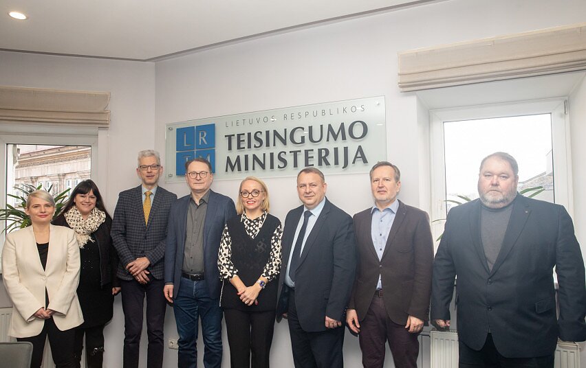 Круглий стіл «Універсальна юрисдикція – можливості та виклики»