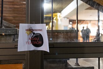 Palaikymo akcija-performansas už senąją LNOBT vadovybę