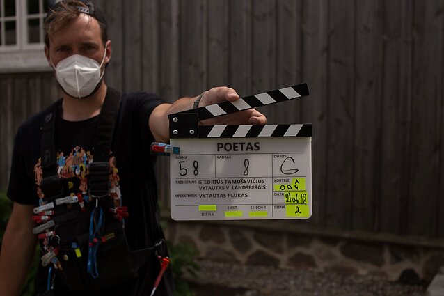 Akimirka iš „Poeto“ filmavimo aikštelės