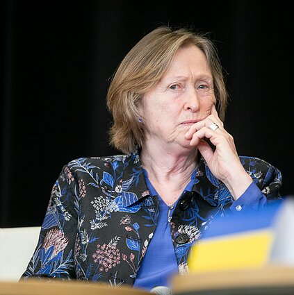 Čia ir dabar. Profesorė Danutė Gailienė: žmogus geba pakelti ir, atrodytų, nepakeliamą tikrovę