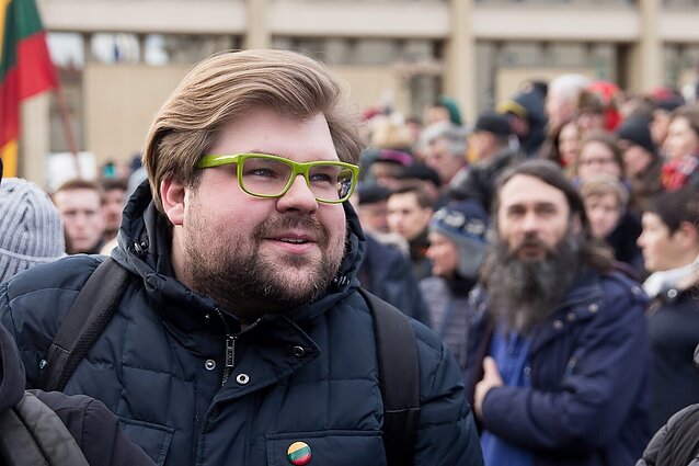 Opozicija surinko reikiamus parašus sušaukti neeilinę sesiją: aiškinsis ar Bartoševičiui buvo nutekinta informacija