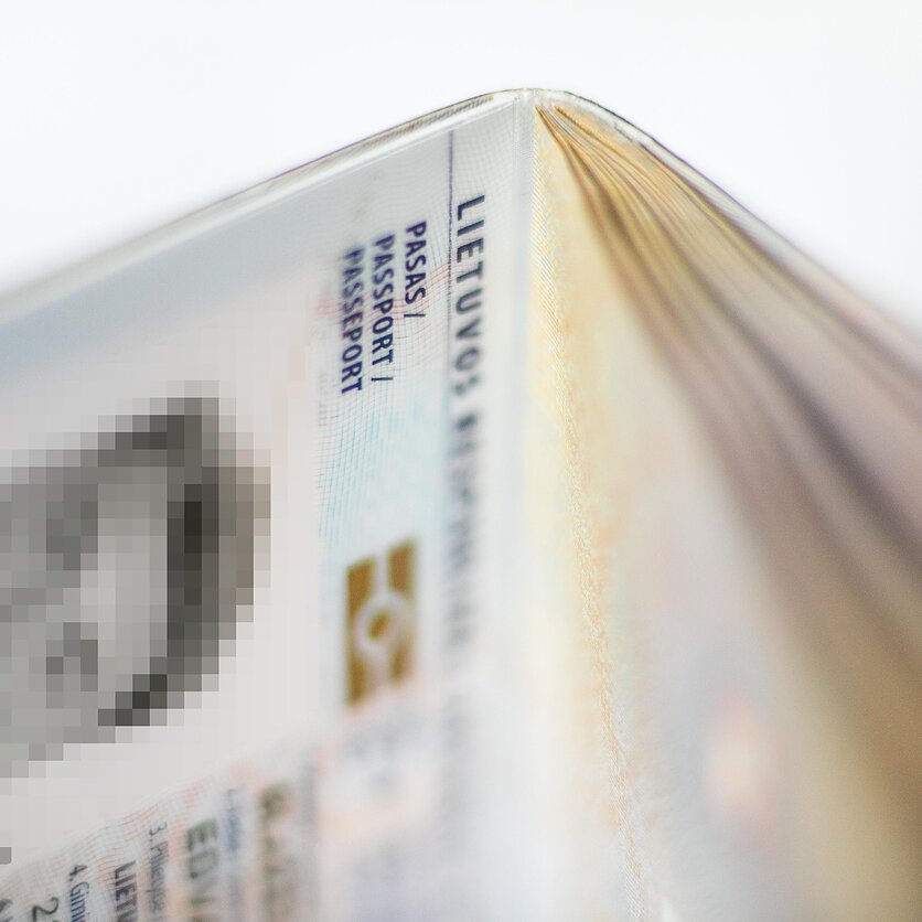 E. Blažio / LRT nuotr., Radijo byla. Kaip pasikeisti pavardę?
