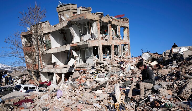 Ekspertas paaiškina, ar po Turkiją supurčiusio žemės drebėjimo netrukus gali užklupti dar vienas