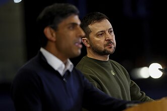 Rishi Sunakas ir Volodymyras Zelenskis 