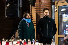 Performansas, vykęs šalia LNOBT vasario 10-ą dieną. LNOBT darbuotojai toliau reiškia palaikymą Jonui Sakalauskui