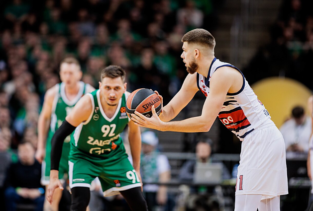 Eurolyga per LRT. „Taškas į tašką“: po pirmosios rungtynių pusės pirmauja Viktorijos „Baskonia“