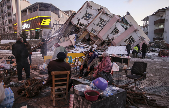 Žinios. JT generalinio sekretoriaus pavaduotojas apie žemės drebėjimą: baisiausias pastarojo šimtmečio įvykis regione