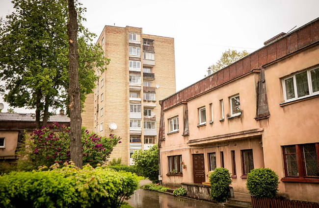 Žinios. Subsidijų pirmam būstui regione įsigyti nesulaukiančios šeimos: prarandame už būstą sumokėtus avansus