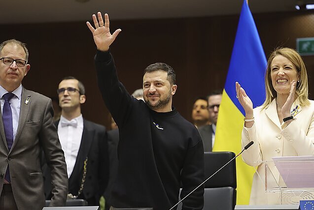 Zelenskio vizitas Europoje: naikintuvų prašymas, europiniai Ukrainos siekiai ir raginimas nemažinti spaudimo Rusijai