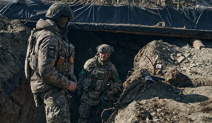 Žinios. Ukraina praneša, kad vasario 24-ąją bus priimta daugybė politinių ir karinių sprendimų dėl sankcijų Rusijai