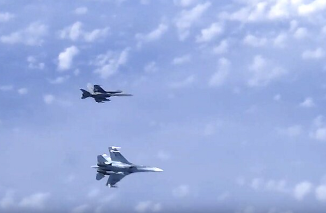 Žinios. Nyderlandų gynybos ministerija: naktį prie Lenkijos artėjo rusų naikintuvai, teko įsikišti šalies pajėgoms