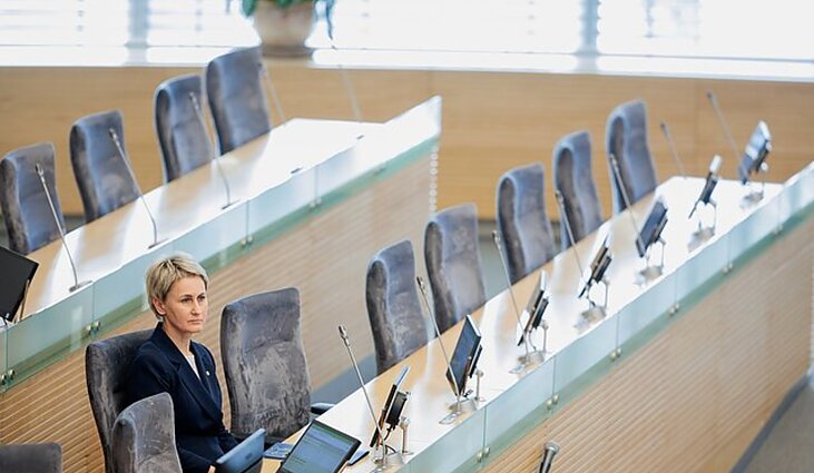 „Pajuto kraują“: nors tyrimas dėl galimai nutekintos informacijos nepradėtas, politologas įsitikinęs – politiniai oponentai šią situaciją išnaudos