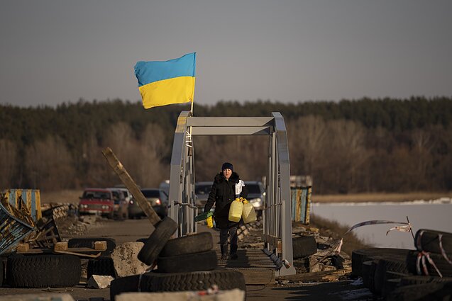Žinios. Ukrainos teisėsauga tiria 6 tūkst. kolaboravimo su Rusija bylų: prasižengusiems gresia kalėjimas