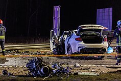 Kaune, netoli Kleboniškio miško avarijos metu žuvo du žmonės Kaune, netoli Kleboniškio miško avarijos metu žuvo du žmonės
