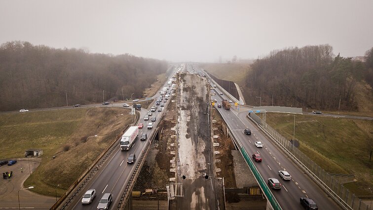 The collapsed bridge