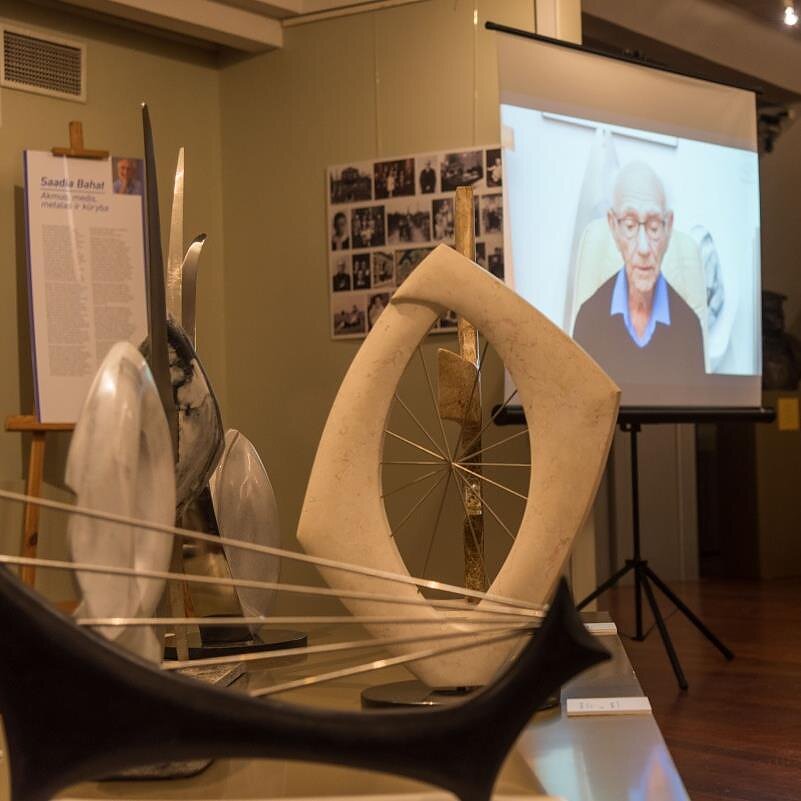 Santara. Передача о евреях Литвы. Скульптор С. Бахат: "Решительность и сила воли могут помочь пережить величайшие опасности"