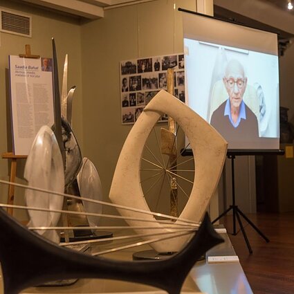 Santara. Передача о евреях Литвы. Скульптор С. Бахат: "Решительность и сила воли могут помочь пережить величайшие опасности"