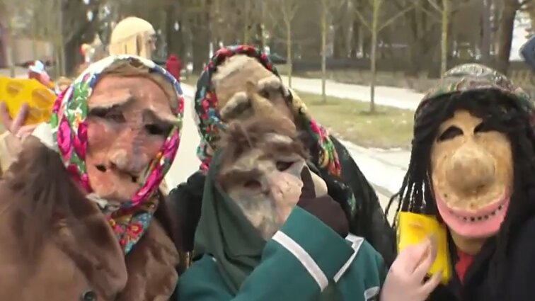 Žemaitijoje – seniausios Užgavėnių tradicijos ir pačios baisiausios kaukės: žada išgąsdinti ir išvaryti žiemą