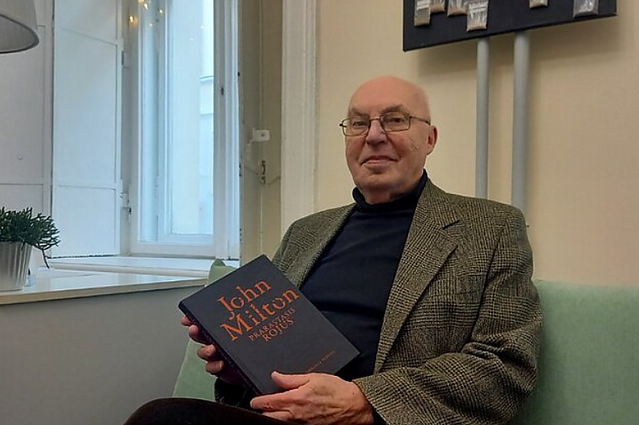 Panorama. Vertėjui Lionginui Pažūsiui įteikta „Metų vertėjo krėslo“ premija (su vertimu į gestų k.)