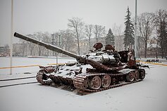Destroyed Russian tank goes on display in Vilnius