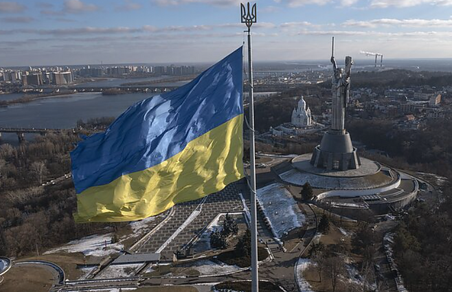 Kyjivas – gyvas: susitelkę ukrainiečiai rado būdų, kaip gyventi sudėtingomis aplinkybėmis