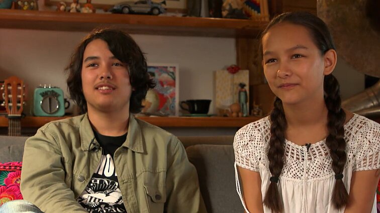 Euromaxx. Pasakojimai apie broli ir sese, užkariavusius Lotynu Amerikos muzikos gerbeju širdis, kalnu gidus bei Puolankos miesteli