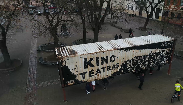 Kino teatras – slėptuvė nuo gyvenimo