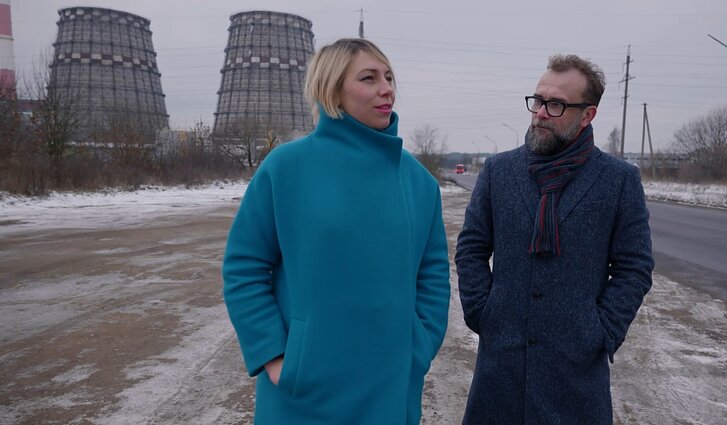 Pasivaikščiojimai. Menininkė Škarnulytė apie jos kūrybai būdingą riziką: Pietų Korėjoje ne kartą buvau netyčia uždaryta fabrikų tuneliuose