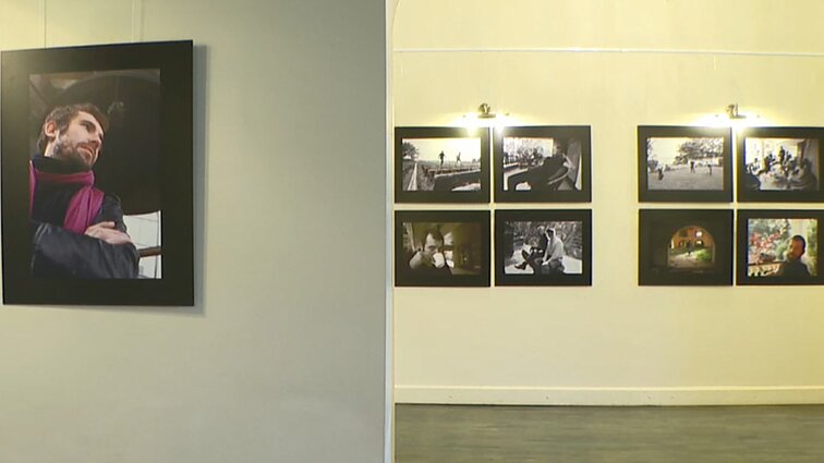 Vilniaus rotušėje – Manto Kvedaravičiaus kolegos, Ukrainos dailininko paroda: ją įvardija kaip nebaigtų pokalbių tąsą