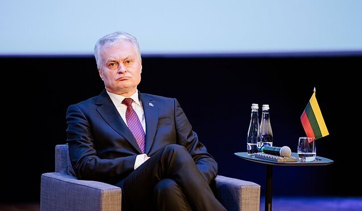 Nausėda apie aštrias diskusijas įplieskusią knygą: džiaugiuosi, kad skaitoma, bet tai ne visai tiriamoji žurnalistika