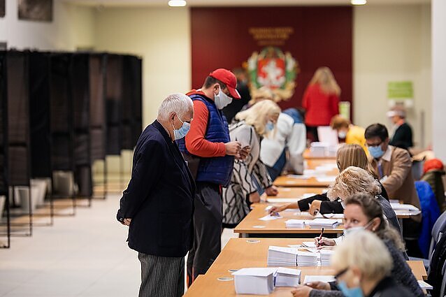Panorama. Prasidėjo išankstinis balsavimas savivaldos rinkimuose: savo balsą atidavė 1,2 proc. rinkėjų