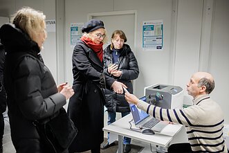  Aušrinė Armonaitė
