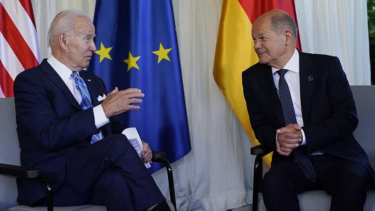 Žinios. Bidenas šiandien susitiks su Scholzu: lyderiai aptars tolesnę paramą Ukrainai ir Europos saugumą