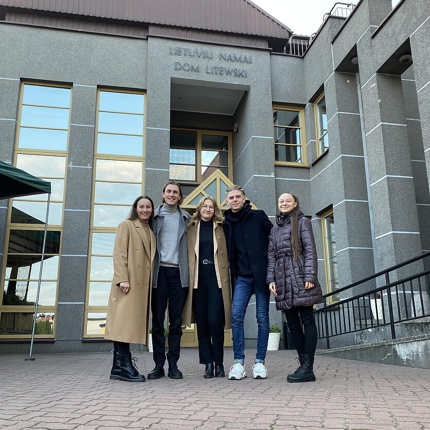 10-12. Pokalbis. Pasienio žmonės iš Seinų ir Lazdijų: Suvalkų koridoriaus nebijo, gyvena pensininkų rojuje, nors Lietuvoje apsipirkti ir per brangu